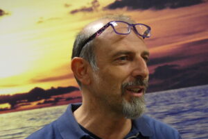 Corso di pittura a cura di Gabriele Vicari presso il centro 4.0 associazione Viareggio Corso di pittura a cura Gabriele Vicari presso il Centro 4.0 a Viareggio