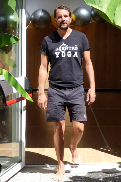 David Daniel Swan psicologo clinico esperto in tecniche di rilassamento insegnante di yoga vinyasa meditazione presso associazione il centro 4.0 viareggio