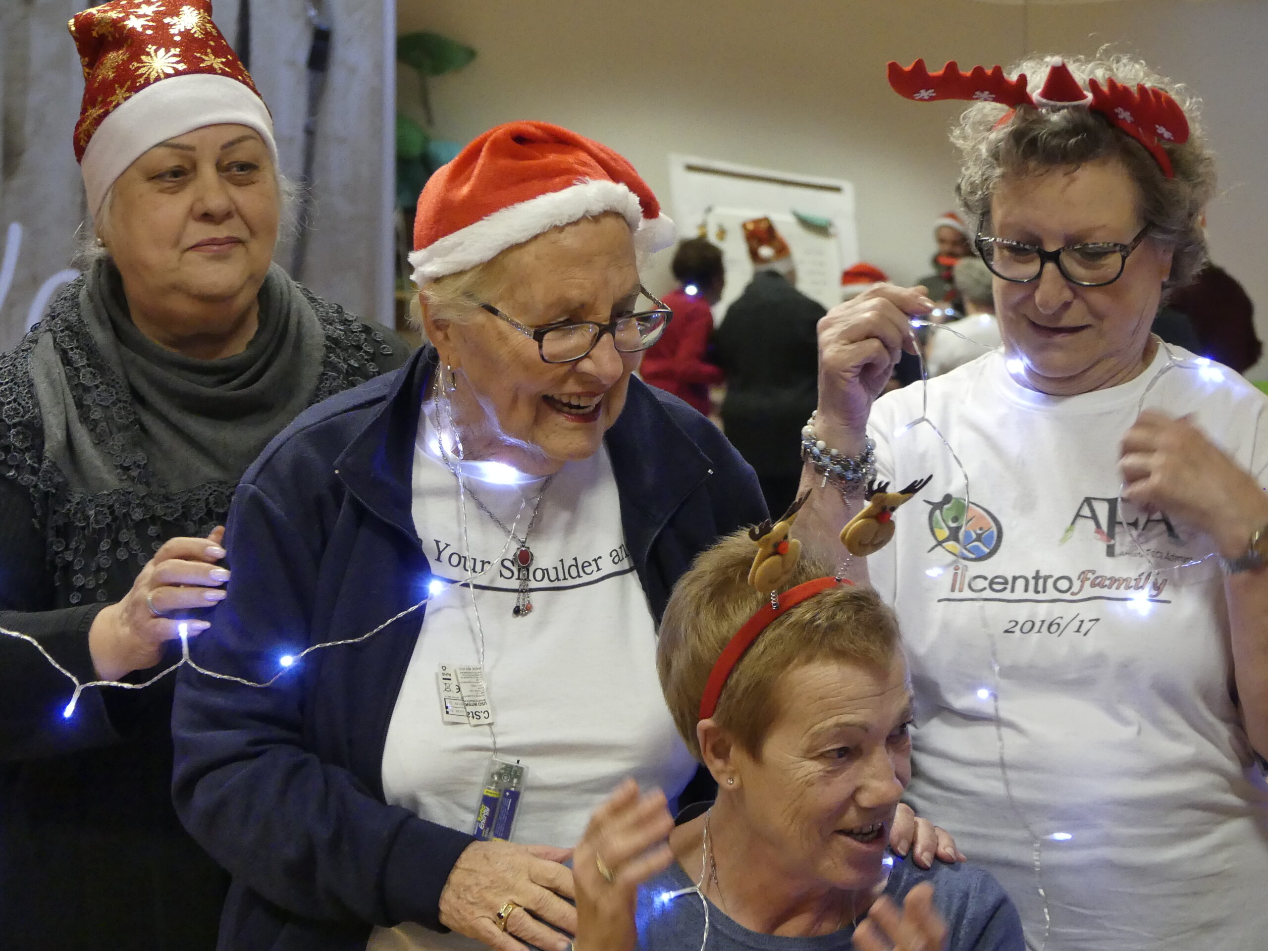 ginnastica dolce per anziani correttezza posturale socializzare presso associazione il centro 4.0 viareggio